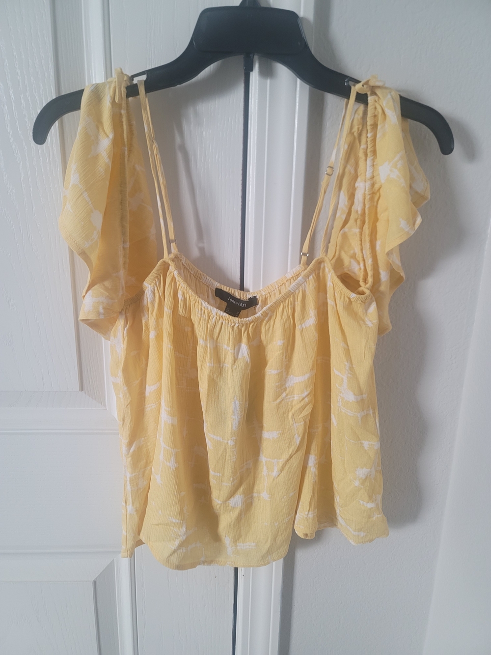 Forever 21 Yellow White Floral Tie-Shoulder Camisole